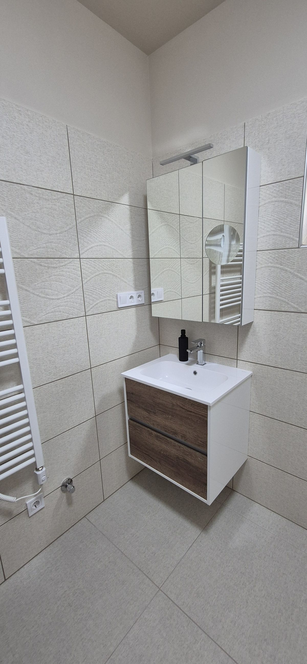 teljesen felszerelt konyha – Maycherry Apartments Siófok (ap3)