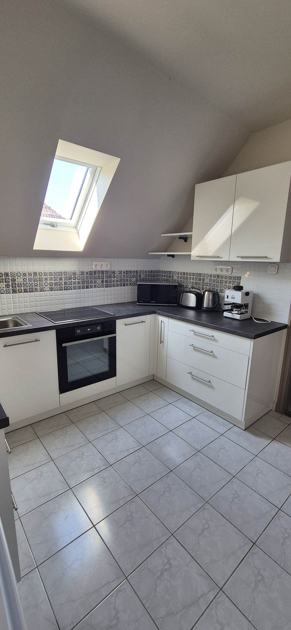tiszta, modern fürdőszoba – Maycherry Apartments Siófok (ap4)