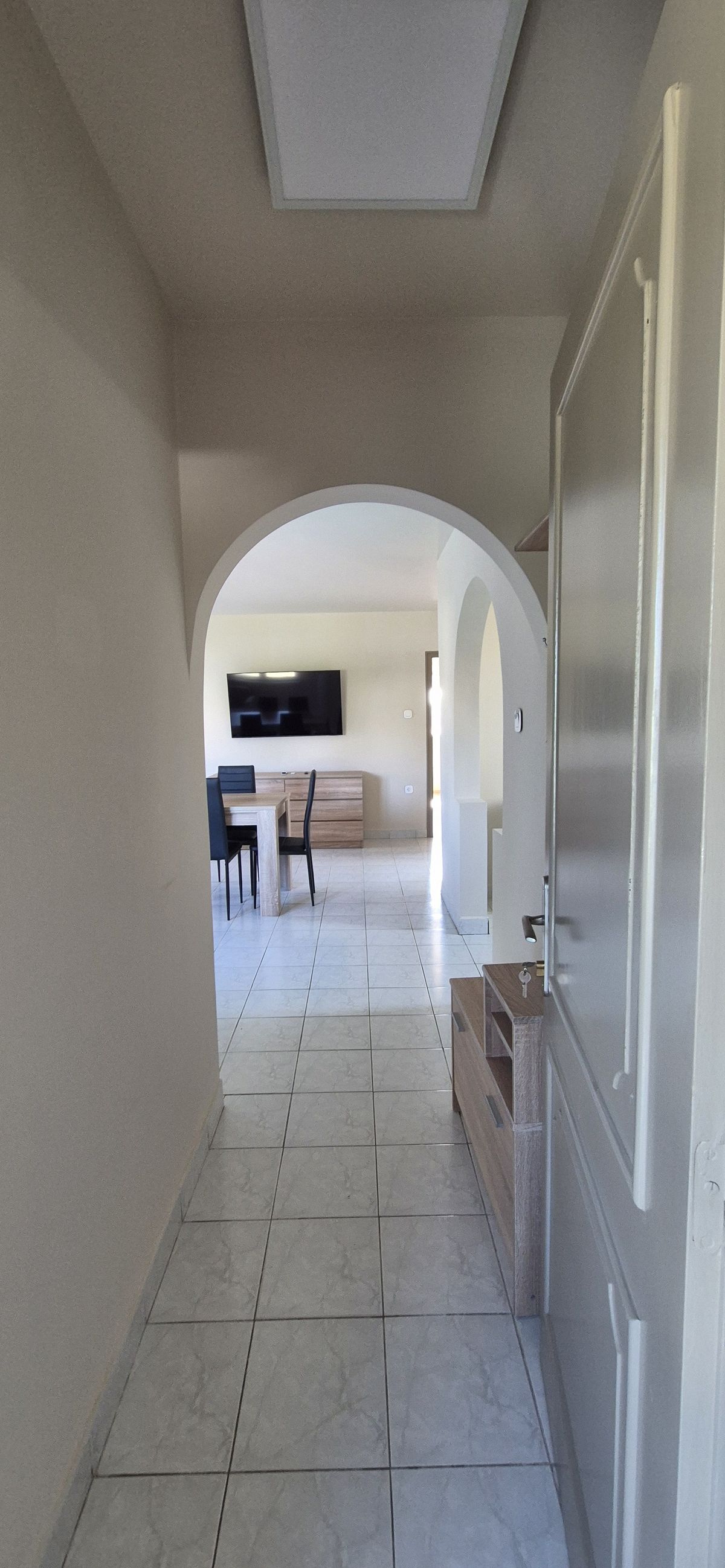 teljesen felszerelt konyha – Maycherry Apartments Siófok (ap4)