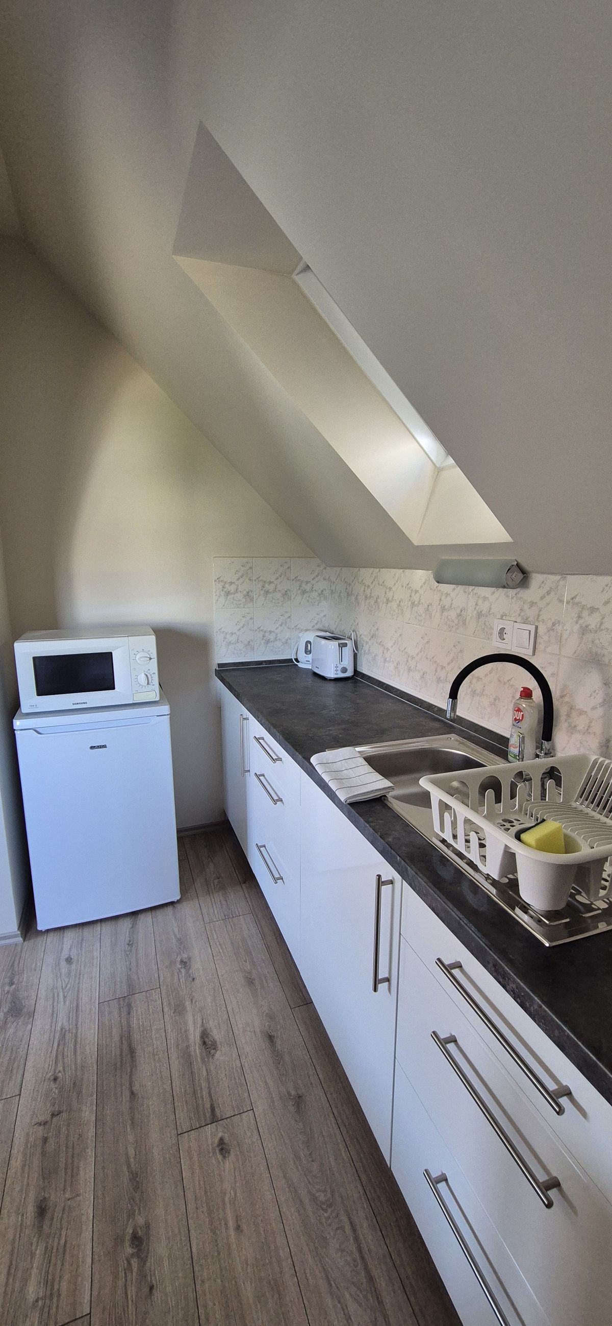 tiszta, modern fürdőszoba – Maycherry Apartments Siófok (ap5)