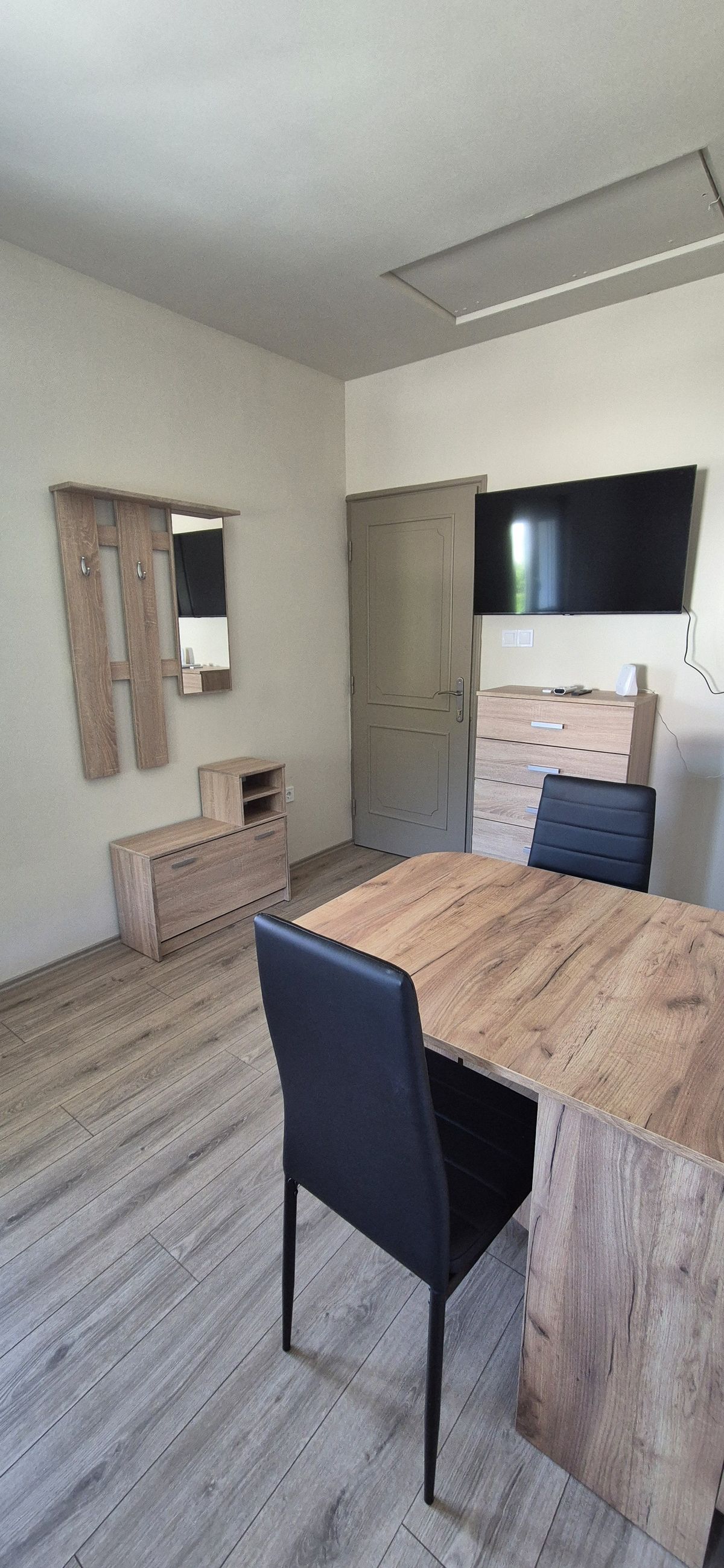 étkezősarok az apartmanban – Maycherry Apartments Siófok (ap5)